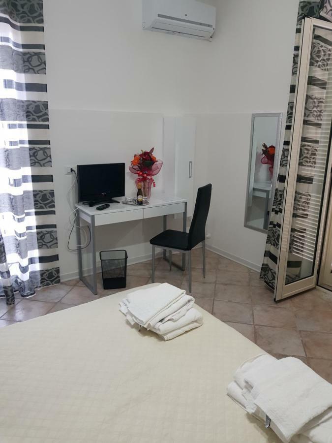 B&B Dimora Del Centro Скалея Экстерьер фото